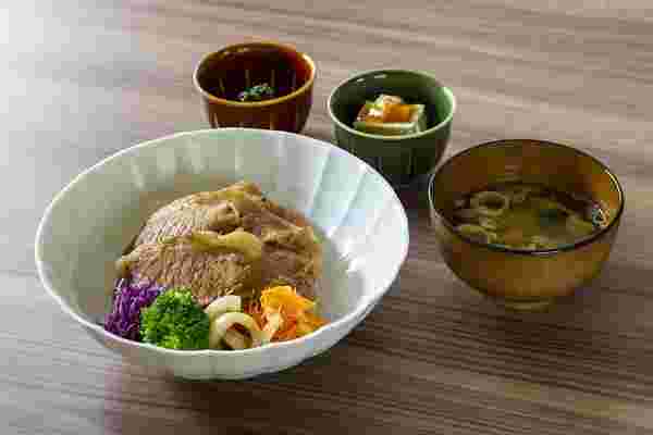 RESTAURANT 1899 OCHANOMIZUの茶美豚丼