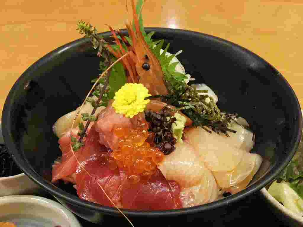 魚國の海鮮丼