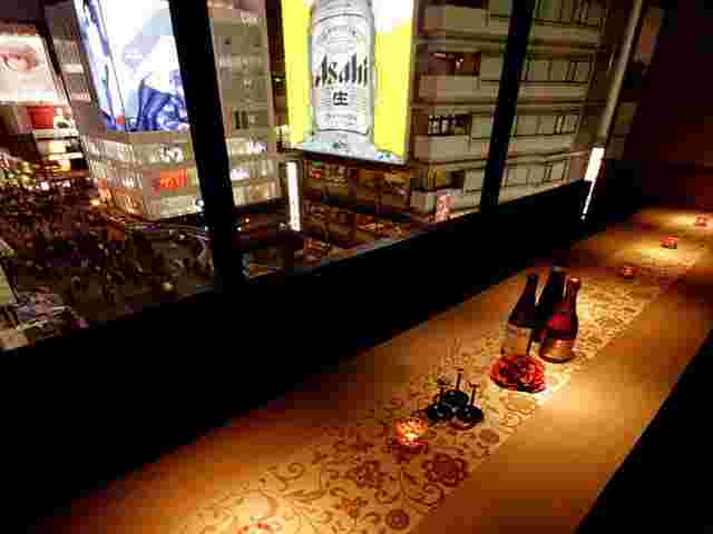 伊蔵の店内から見える夜景