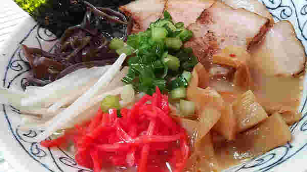 出来上がったラーメン