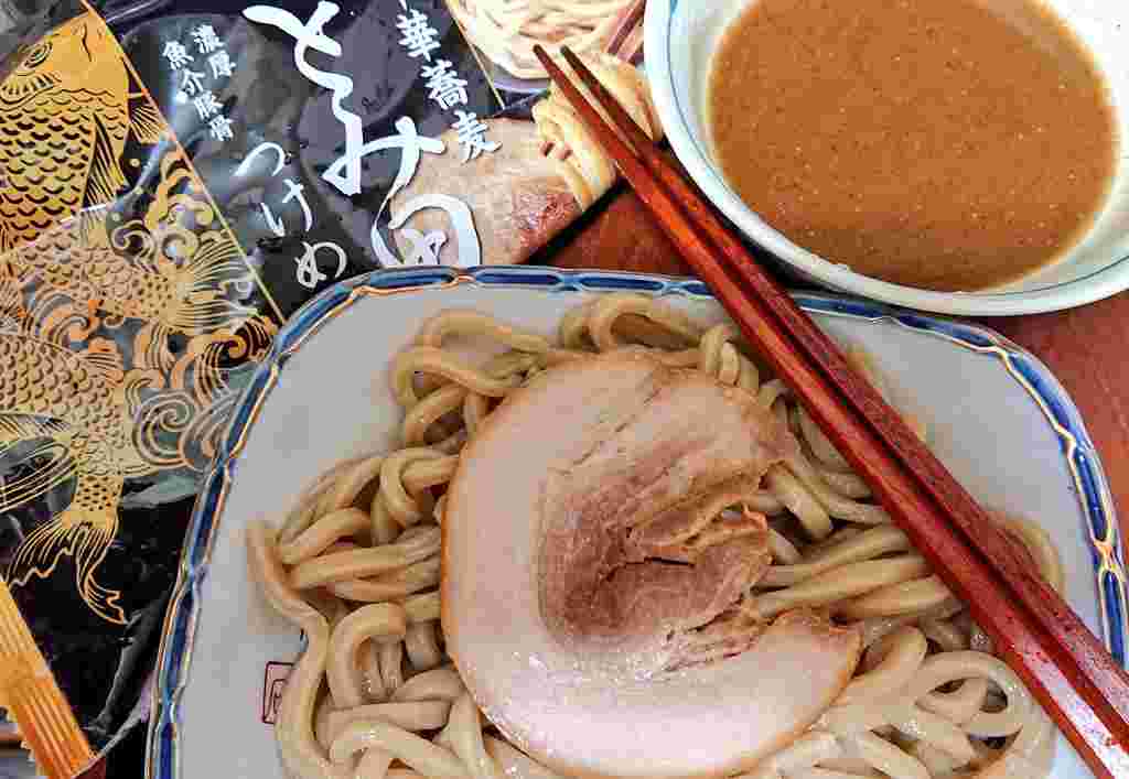調理済みのとみ田つけめん