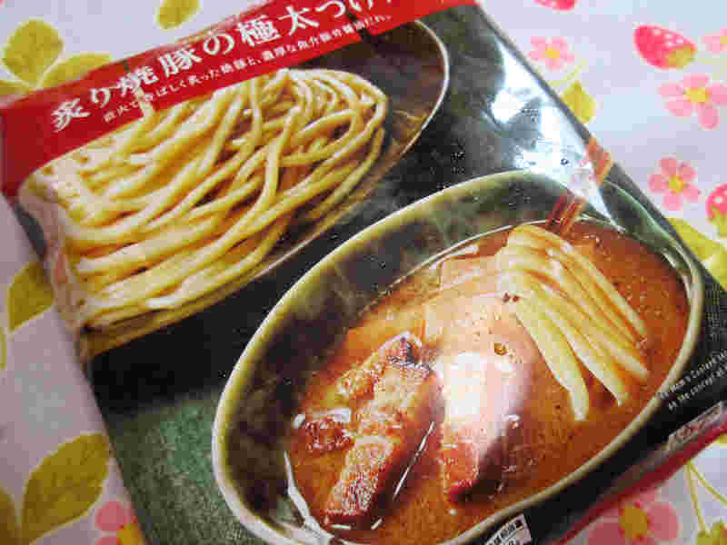炙り焼豚の極太つけ麺