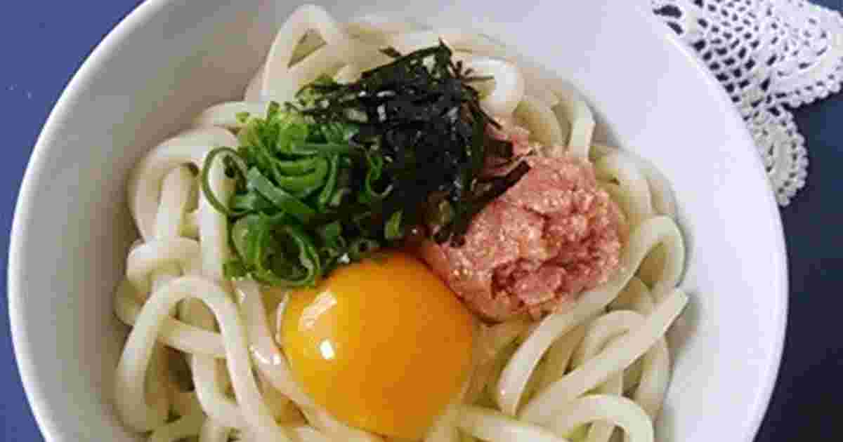 ゆでうどんで明太釜玉うどん