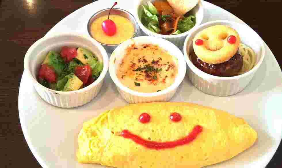 ベイビーキングキッチンの大人のお子様ランチ