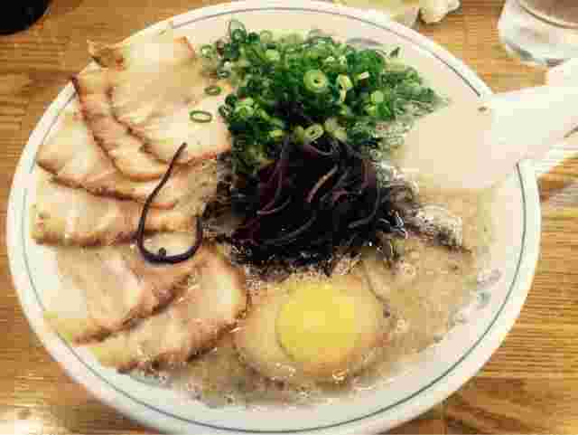 博多ラーメン ばりこての特製博多ラーメン