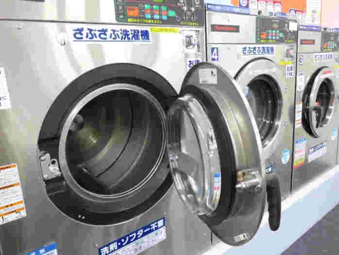 コインランドリーの洗濯機