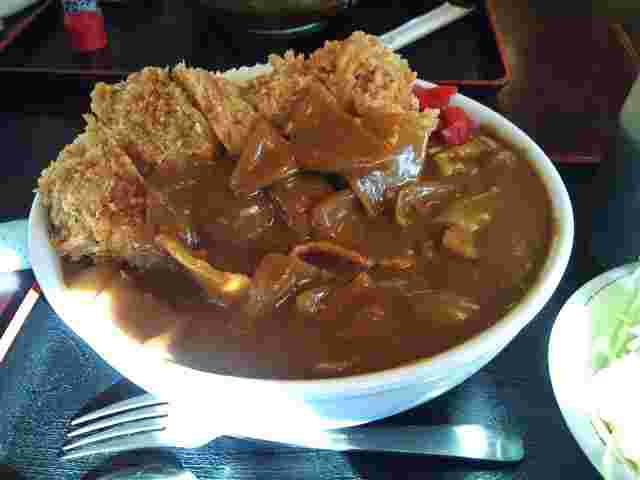 嵯峨野のデカ盛りメニュー「カツカレー」