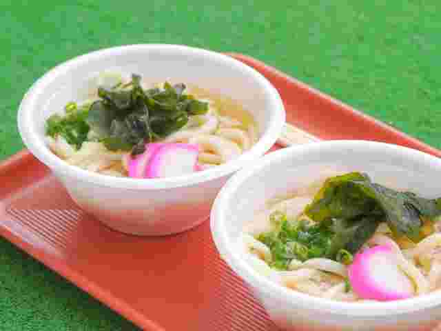 生わかめのうどんの画像