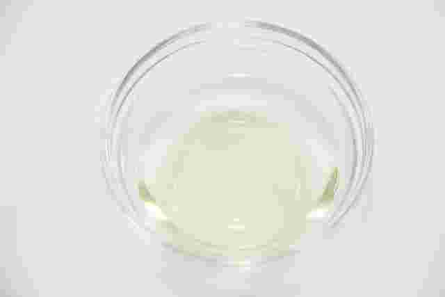 ボウルに入れられたお酢