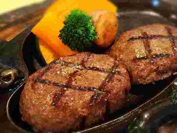 さわやかのおすすめランチランキング第2位「おにぎりハンバーグ」