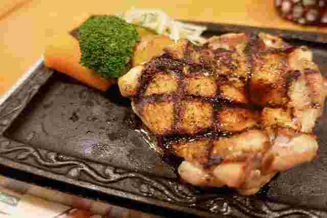さわやかのおすすめランチランキング第9位「炭焼き鶏ステーキランチ」