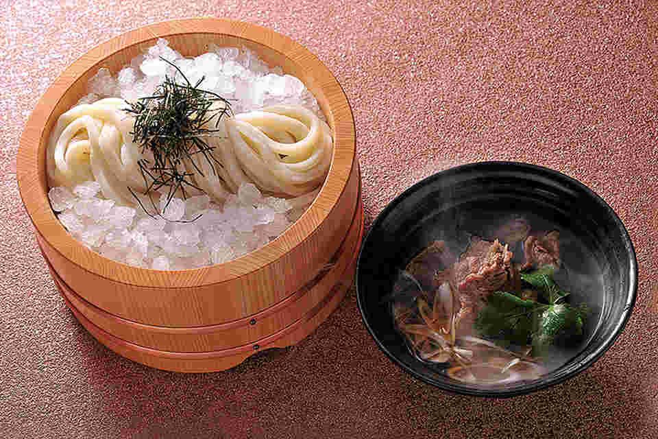 つるとんたんおすすめの肉汁のおうどん