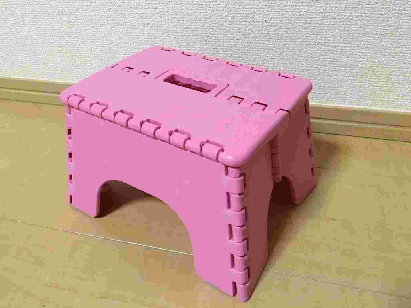キャンドゥの折りたたみステップ