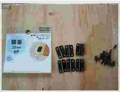 100均セリアの蝶番22mm6個入りの写真