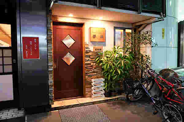 広島でウニホーレンを頂けるお店「春来」の外観画像