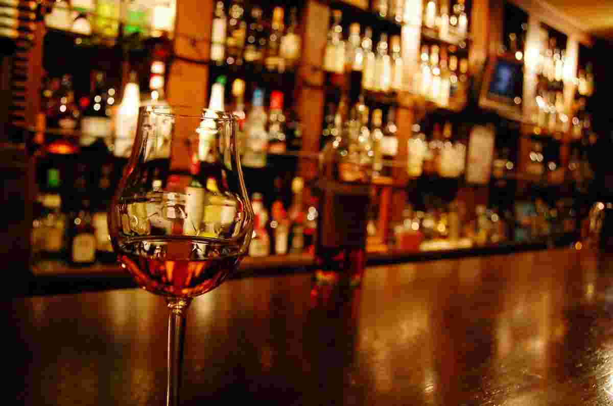 広島のゲイバーでも飲めるワイン