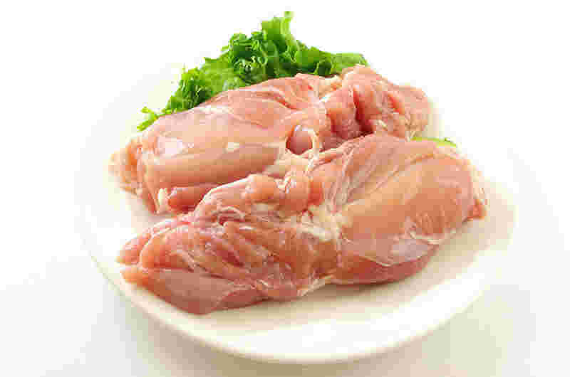唐揚げの材料である鶏肉