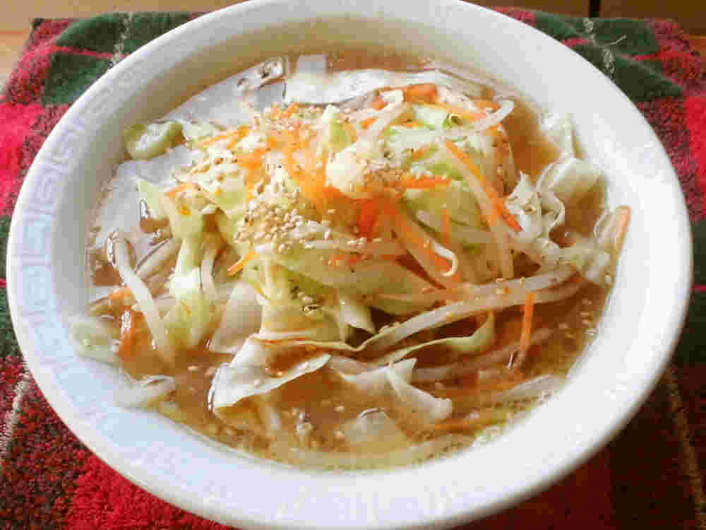 野菜たっぷりの味噌ラーメン