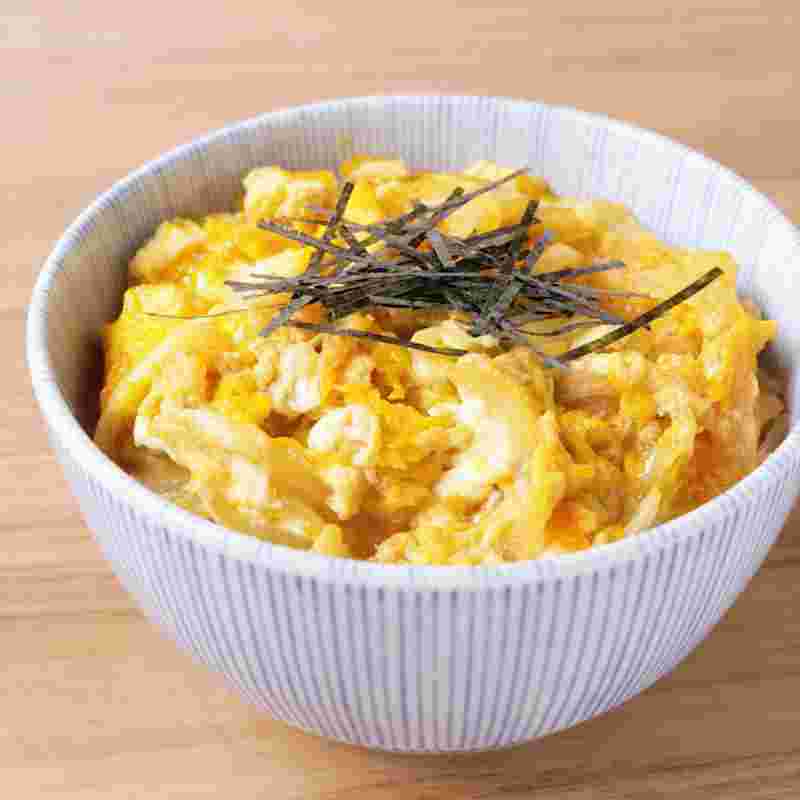 玉ねぎの甘みが美味しい玉子丼
