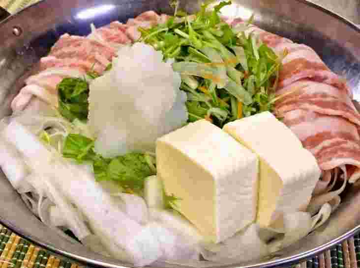 大根麺と豚バラのみぞれ鍋