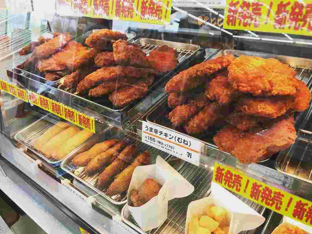 コンビニのホットスナックコーナーにあるチキン
