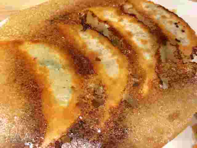 小麦粉が大活躍する本格羽根付き餃子