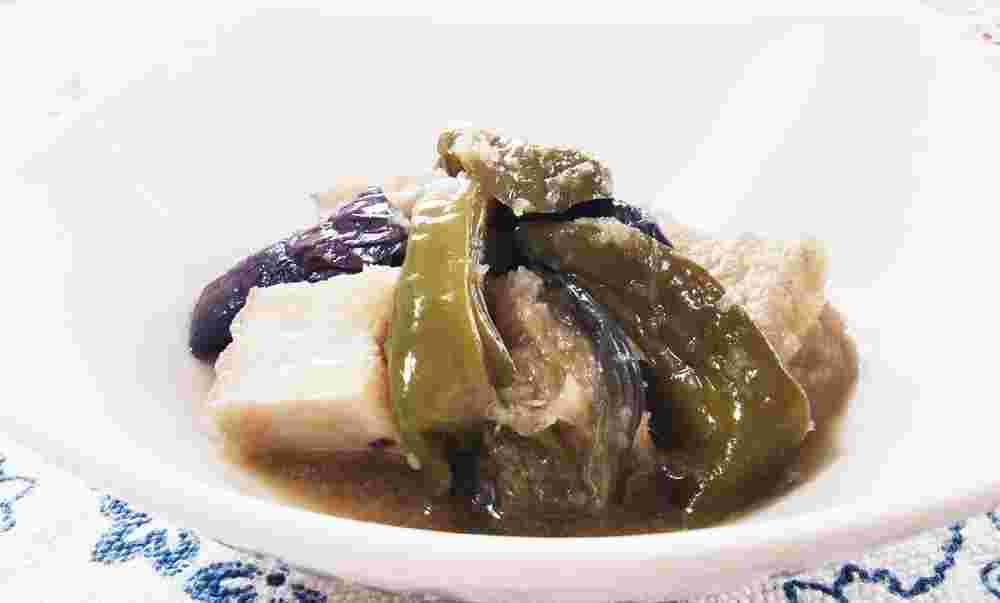 万願寺とうがらしと厚揚げのみぞれ煮