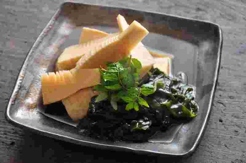 たけのことわかめの煮物