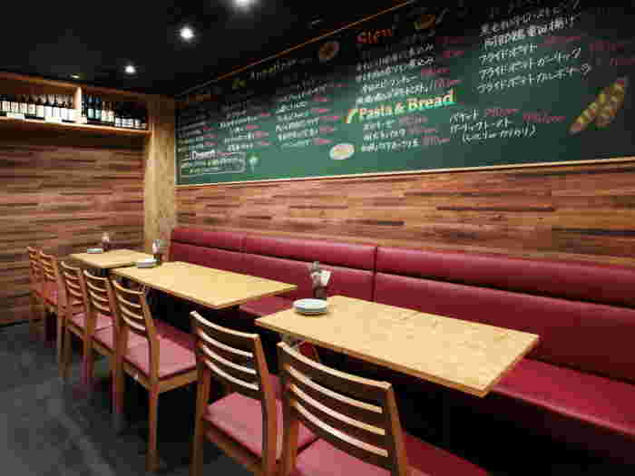 肉バルYAMATOの店内画像