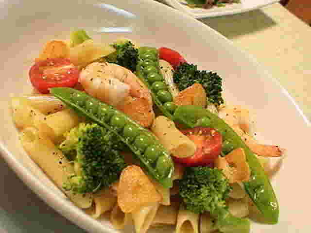 ショートパスタを使った春野菜のペンネ