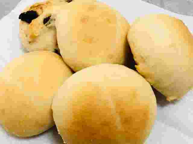 並べられたプチパン