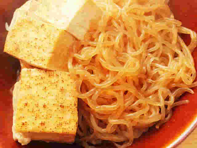 焼き豆腐と白滝の煮物
