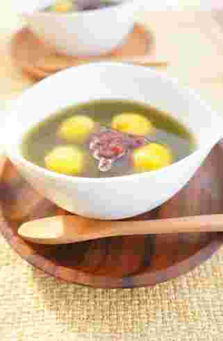 簡単なお菓子レシピで作る抹茶風味お汁粉