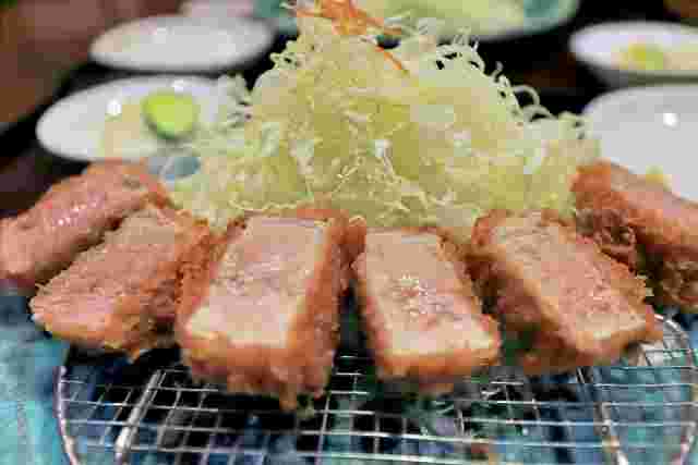 豚ヒレ肉のとんかつ