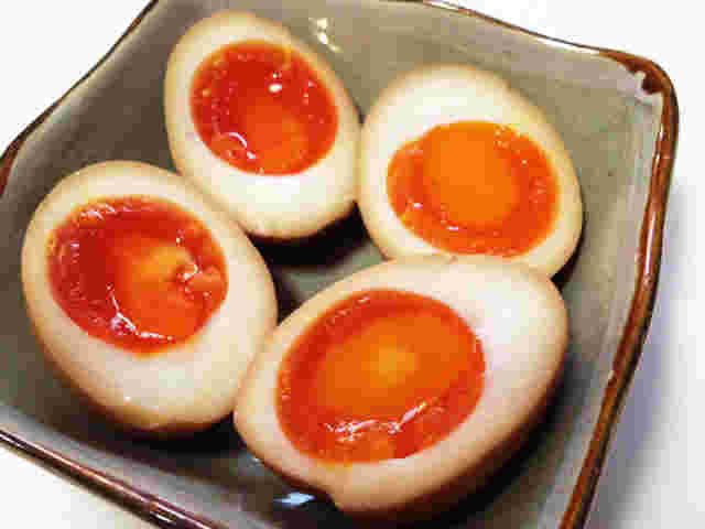 あっさりとした味付けの煮玉子