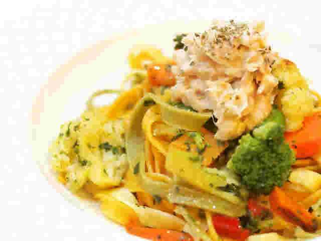 和風ツナマヨ醤油で生パスタフィットチーネ