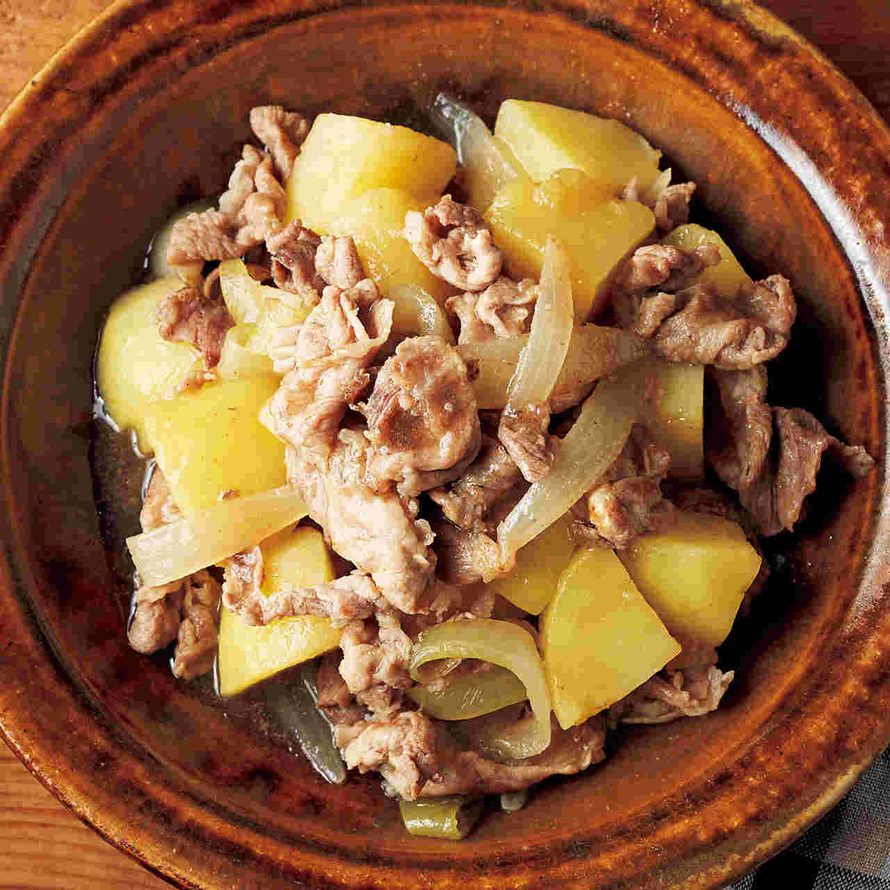 豚肉細切れで作る塩肉じゃが