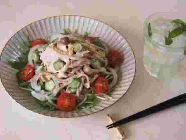 練りごまを使った豚しゃぶ冷製ごま豆乳パスタ