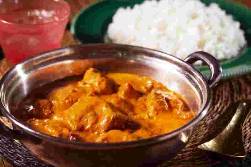 カレーパウダーで作るバターチキンカレー
