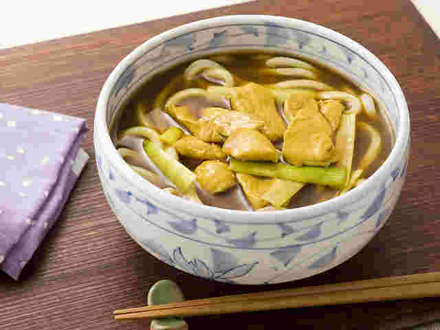 カレーパウダーで作るカレーうどん