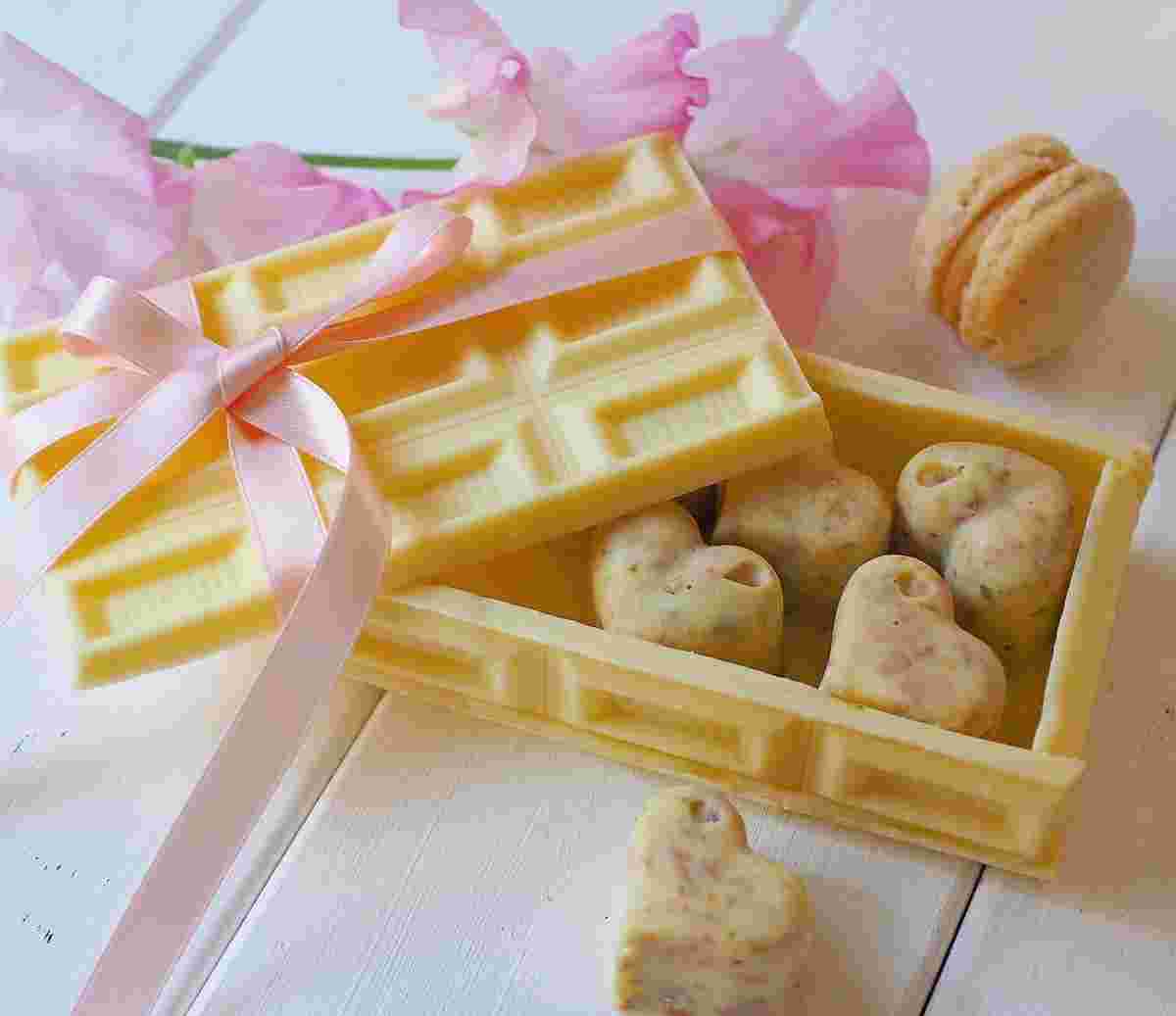 大人のホワイトチョコレートクランチ