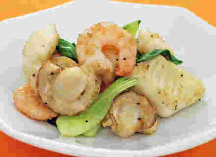 創味シャンタンを使った海鮮炒め