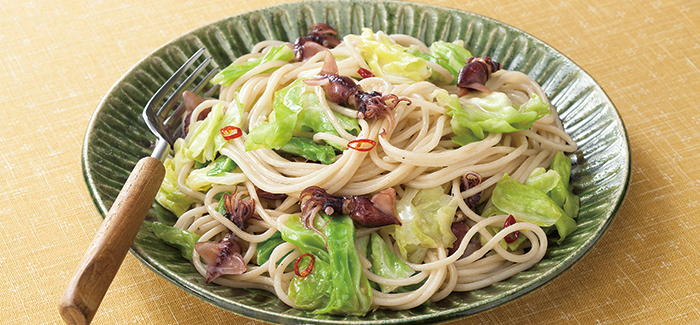 ほたるいかとキャベツの和風シーフードパスタ