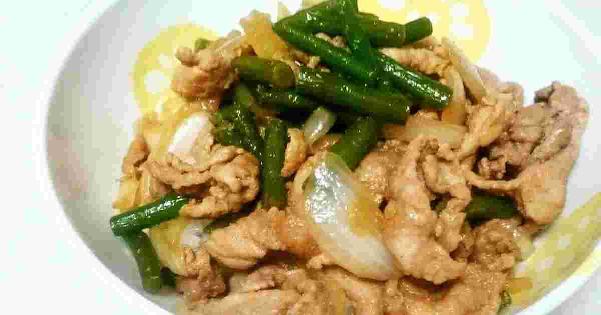 豚こまと玉ねぎを使ったスタミナ丼