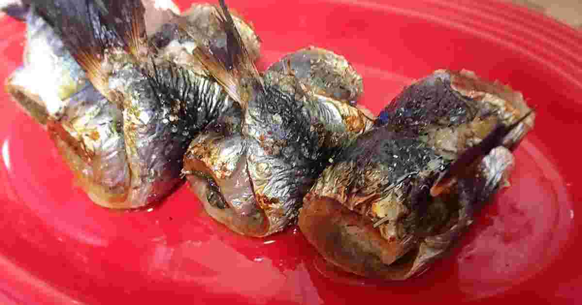 いわしの開きでロール焼き