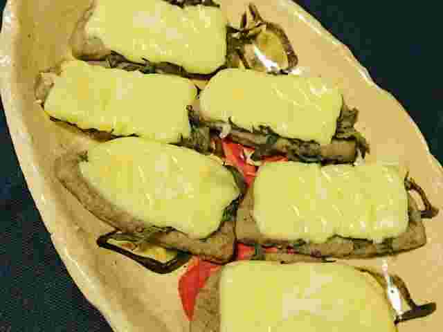 チーズがとろける黒はんぺん焼き
