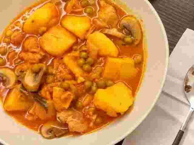 トマトペーストを使った煮込み料理