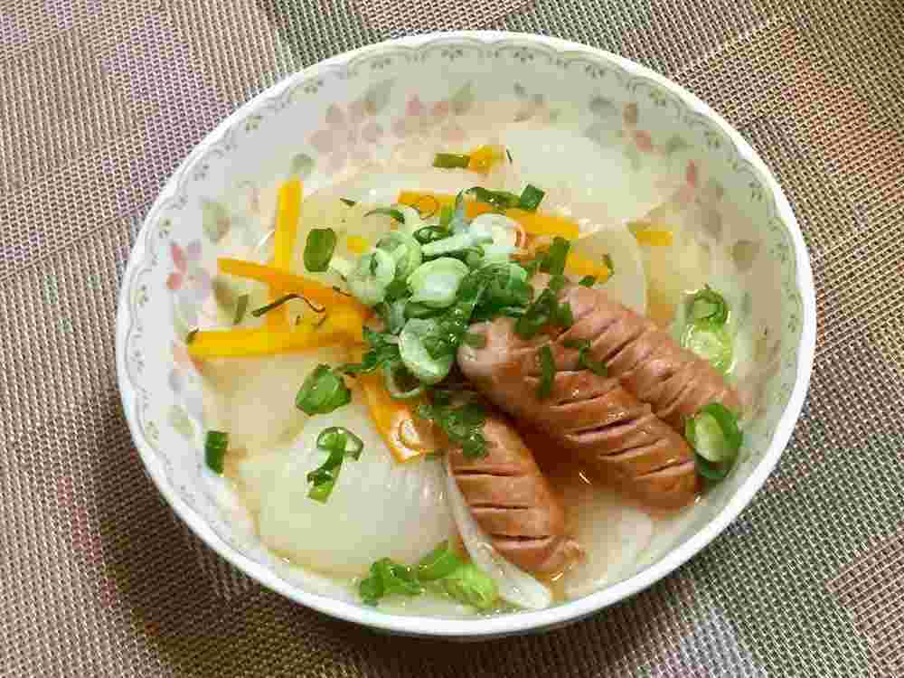 新玉ねぎとソーセージの梅干し煮