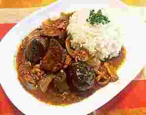 ツナ入りなすカレー