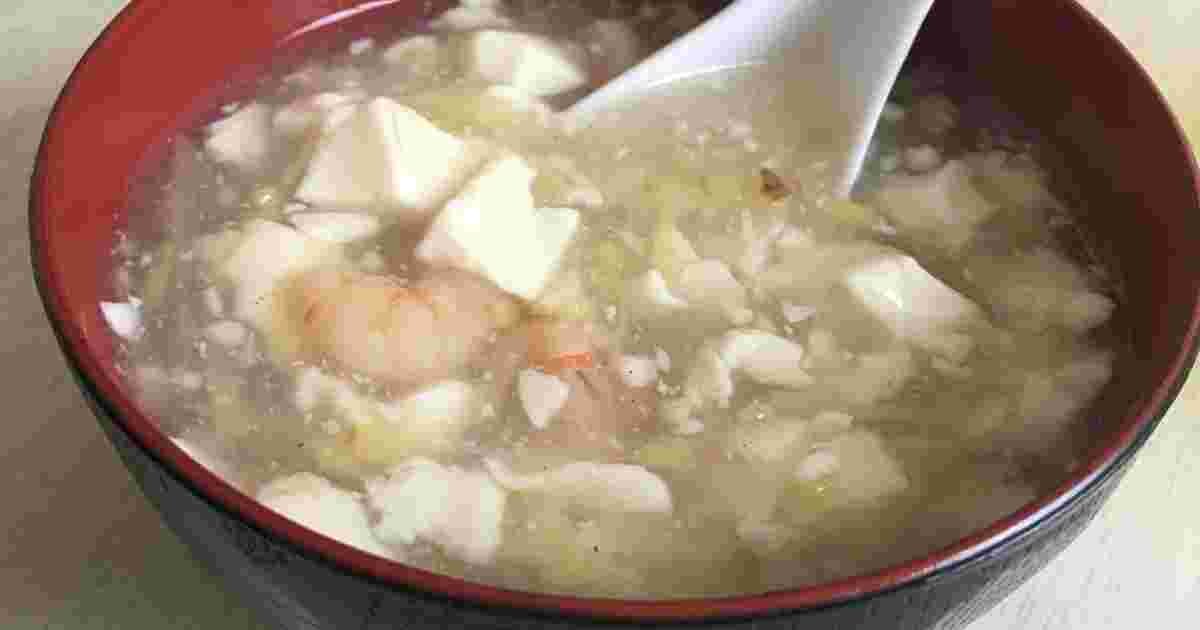 エビと豆腐を使ったチキンスープ